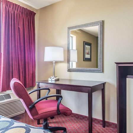 Отель Super 8 By Wyndham Troy Il/St. Louis Area Экстерьер фото