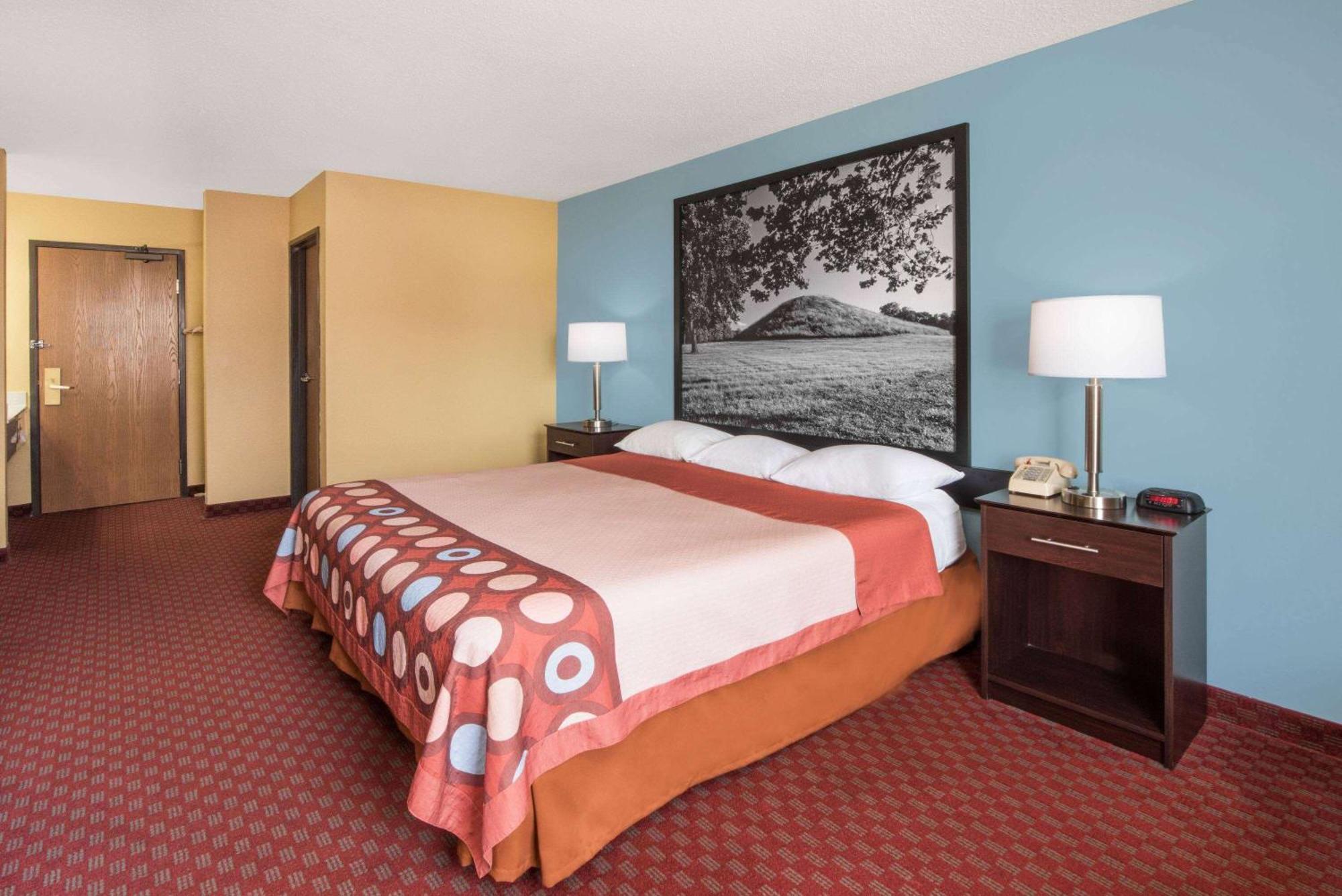 Отель Super 8 By Wyndham Troy Il/St. Louis Area Экстерьер фото