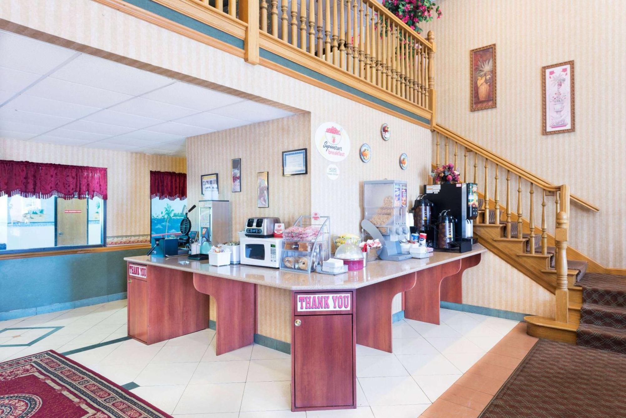Отель Super 8 By Wyndham Troy Il/St. Louis Area Экстерьер фото